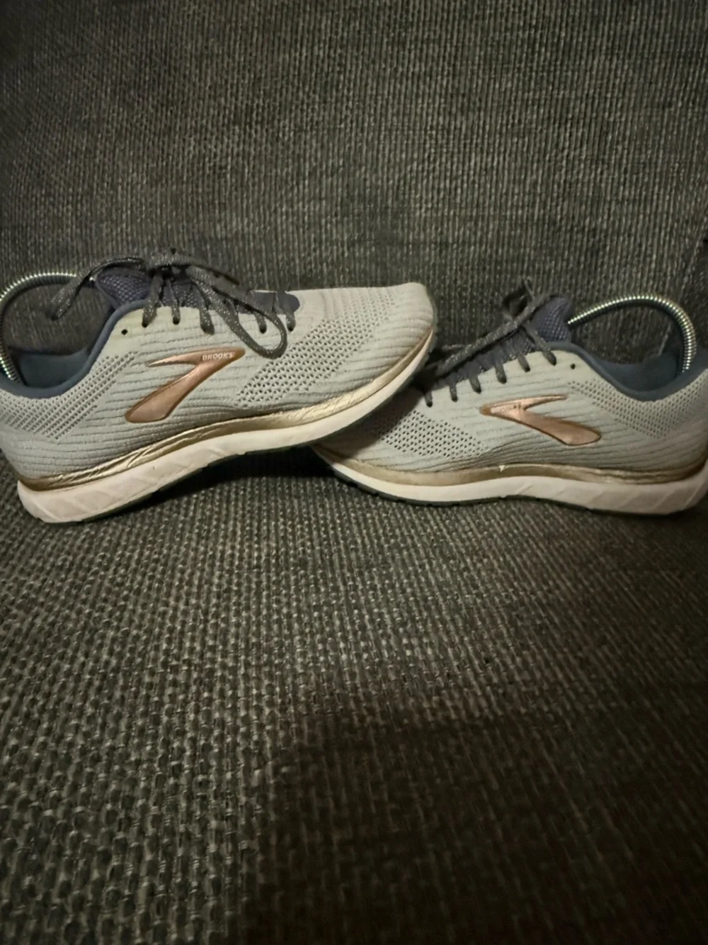 Brooks Revel Shoes Women’s size 9 - Picture 7 of 7